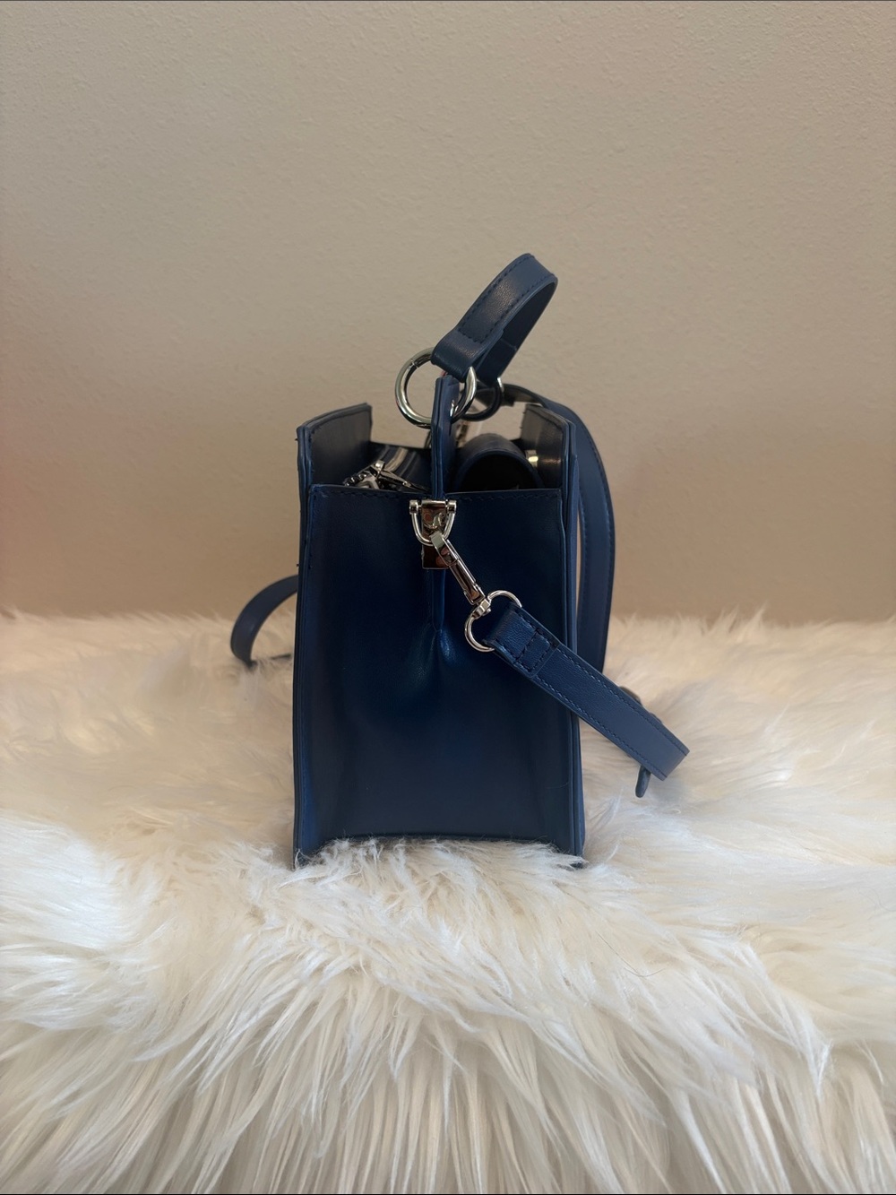 Steve Madden Red, White & Blue Top-Handle Bag Bevlynn Stripe Satchel W/ Star βοΈ - Picture 6 of 13